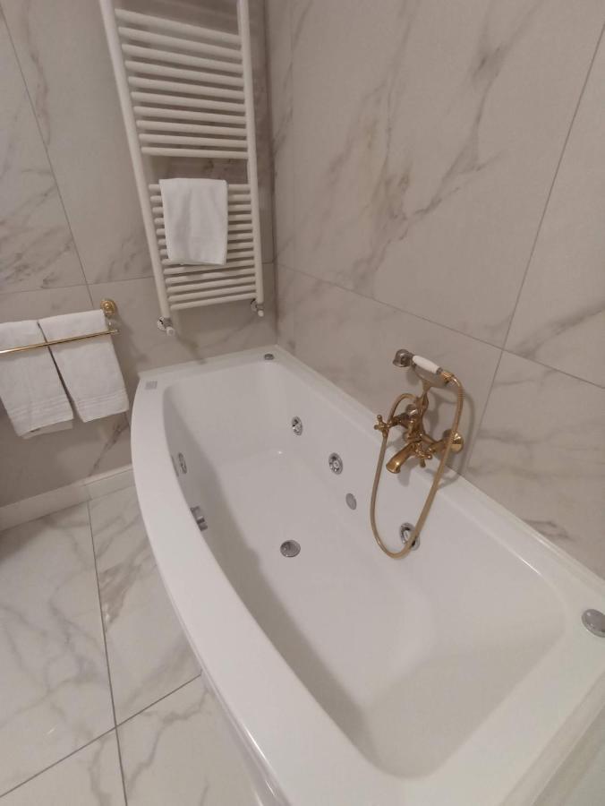 Mercanti Apts Via Passarella Milano Eksteriør billede